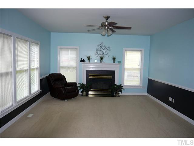 8601 Bluff Pointe Court Raleigh, NC 27615 - Photo 7 of 14 Photo 7