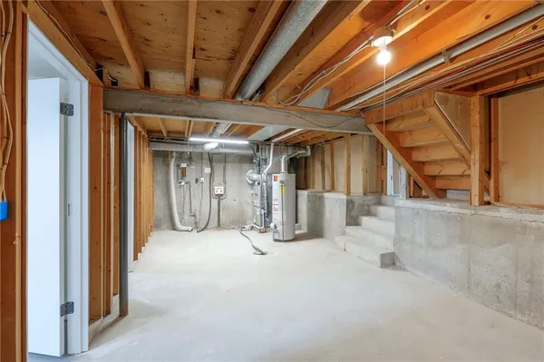 $299,000 | 6900 East 140th Place, Grandview, MO 64030