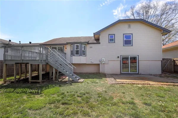 $299,000 | 6900 East 140th Place, Grandview, MO 64030