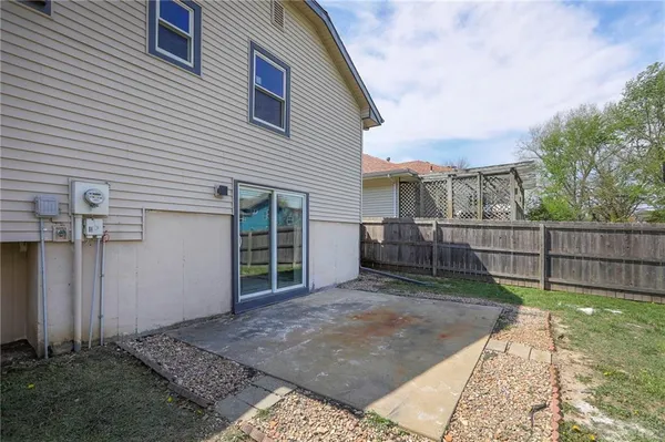 $299,000 | 6900 East 140th Place, Grandview, MO 64030