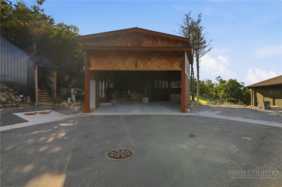 141 Skiloft Road Beech Mountain, NC 28604 - Photo 26 of 31 Gallery Image 26
