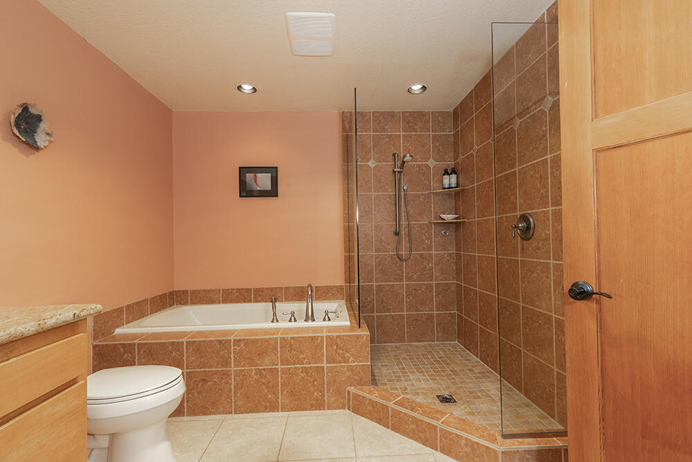 8843 Deer Creek Road Selma, OR 97538 - Photo 25 of 65 24