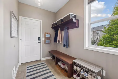 $699,900 | 2109 Valley Creek Lane, Shakopee, MN 55379