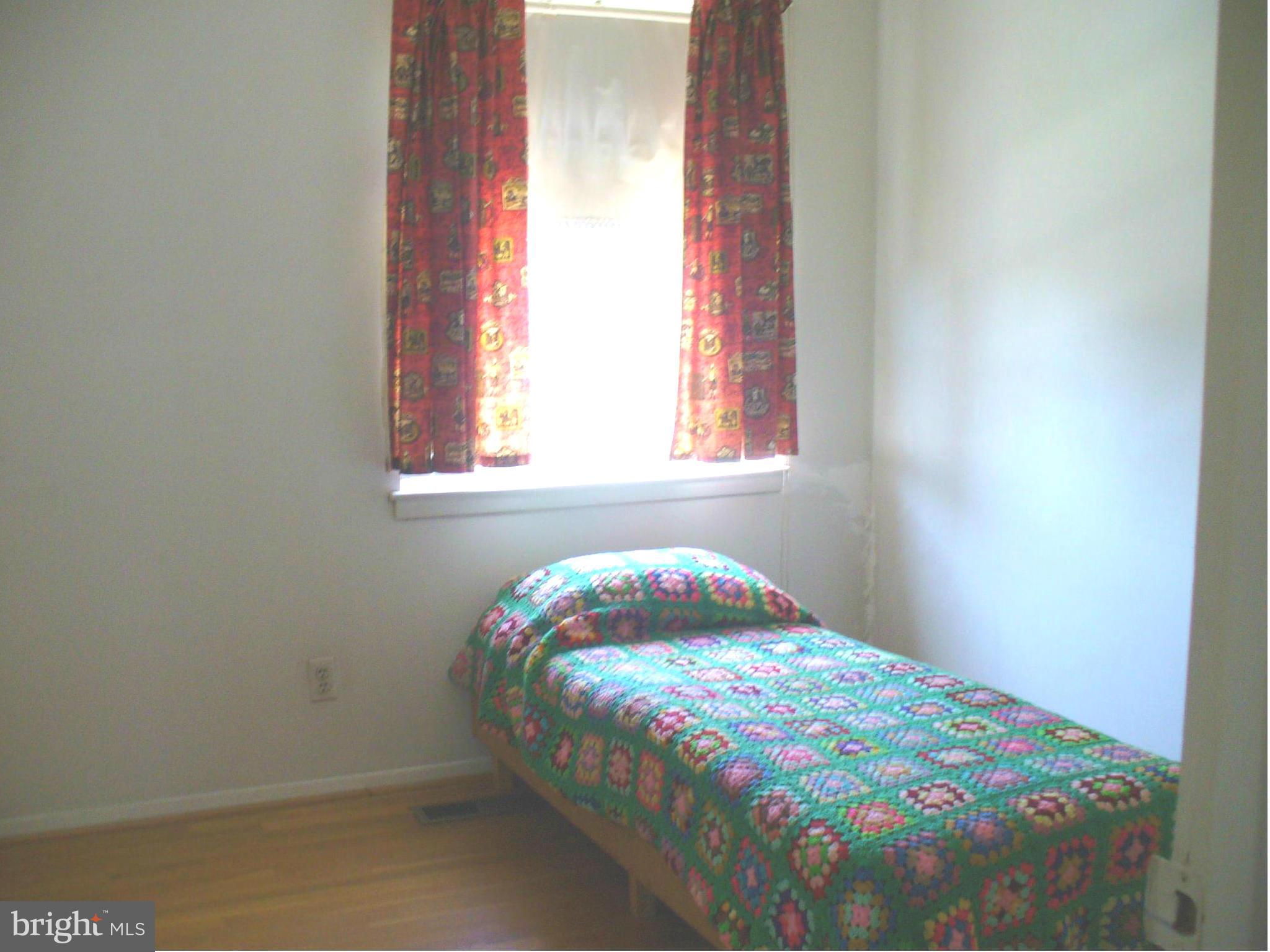 9729 Conmar Road Baltimore, MD 21220 - Photo 9 of 10 3rd Bedroom