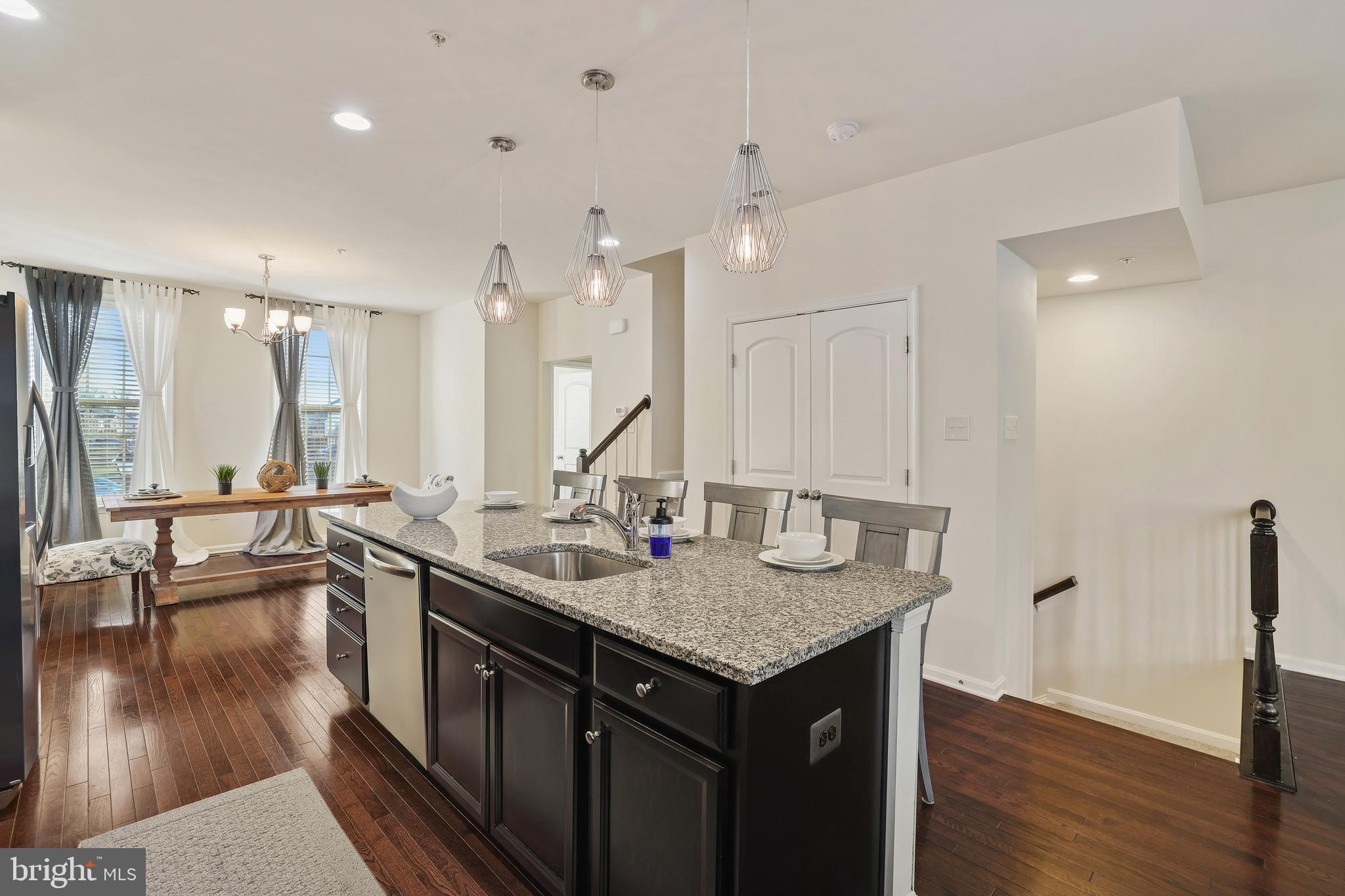 7414 Four Gardens Road Brandywine, MD 20613 - Photo 13 of 30 Granite Breakfast Island