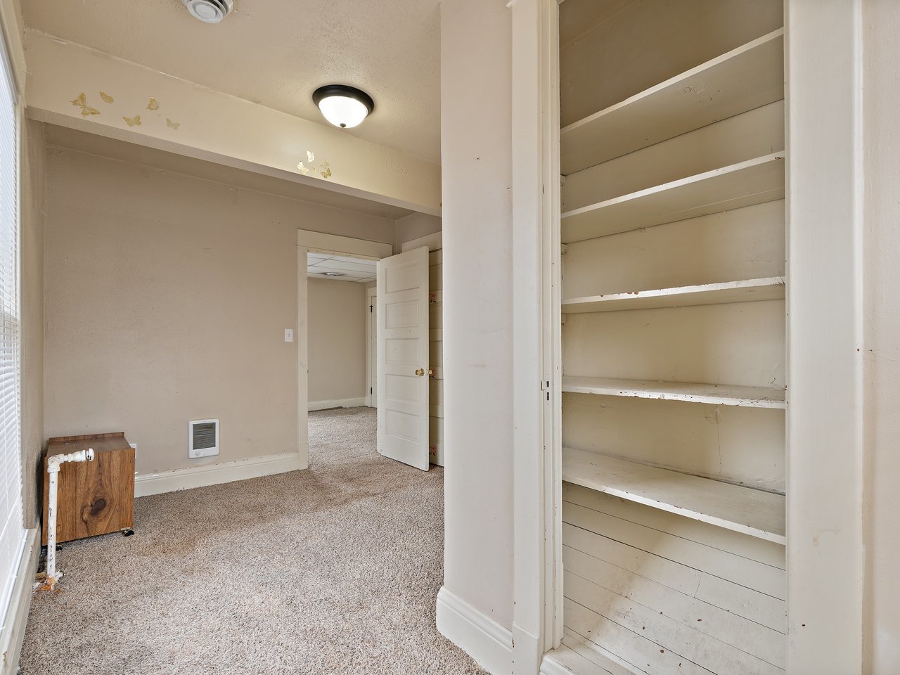 1546 12th Avenue Moline, IL 61265 - Photo 26 of 32 a view of an empty room
