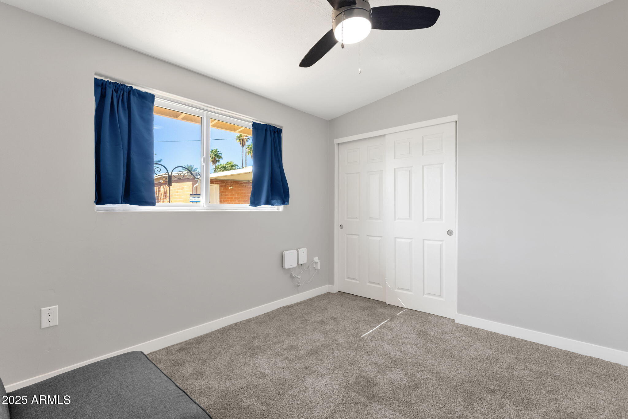 343 West Montecito Avenue Phoenix, AZ 85013 - Photo 24 of 39 a view of an empty room with a window