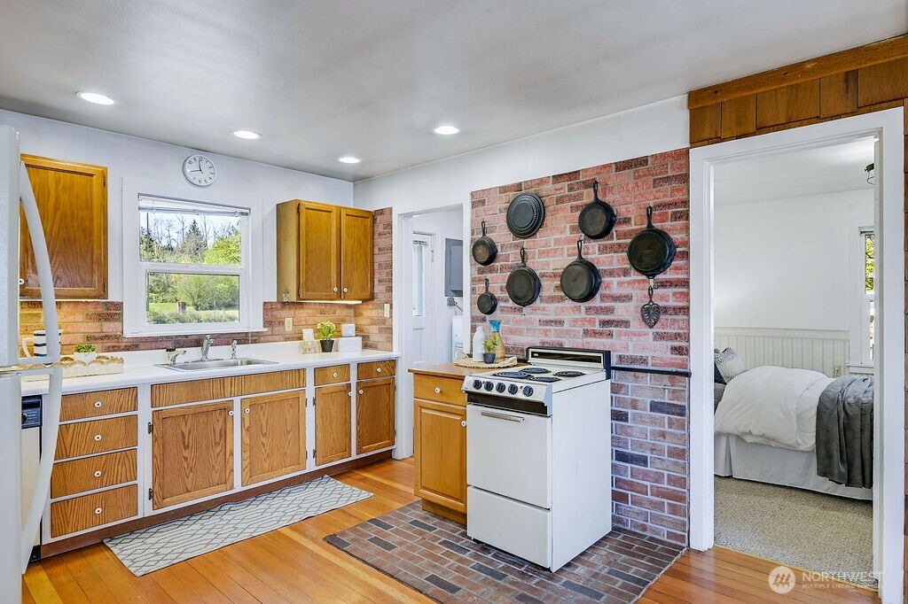 1671 Oak Bay Road Port Hadlock, WA 98339 - Photo 8 of 35 Gallery Image 8