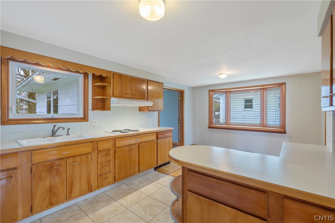 138 Bennett Road Camillus, NY 13031 - Photo 16 of 45