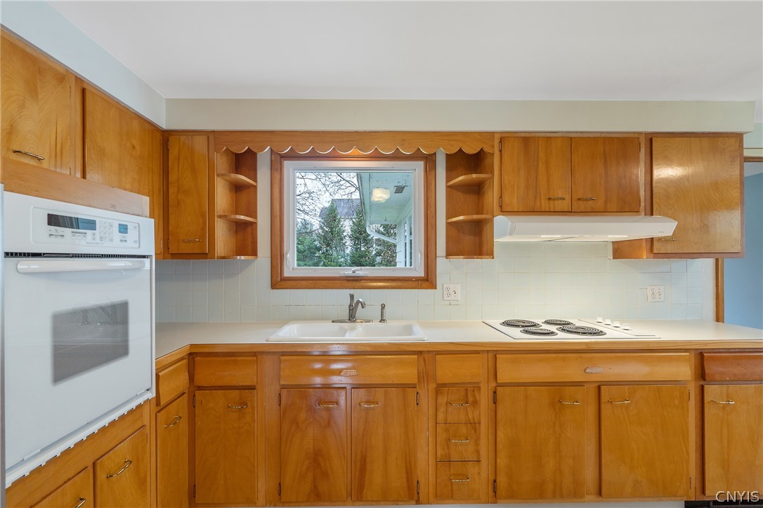 138 Bennett Road Camillus, NY 13031 - Photo 18 of 45