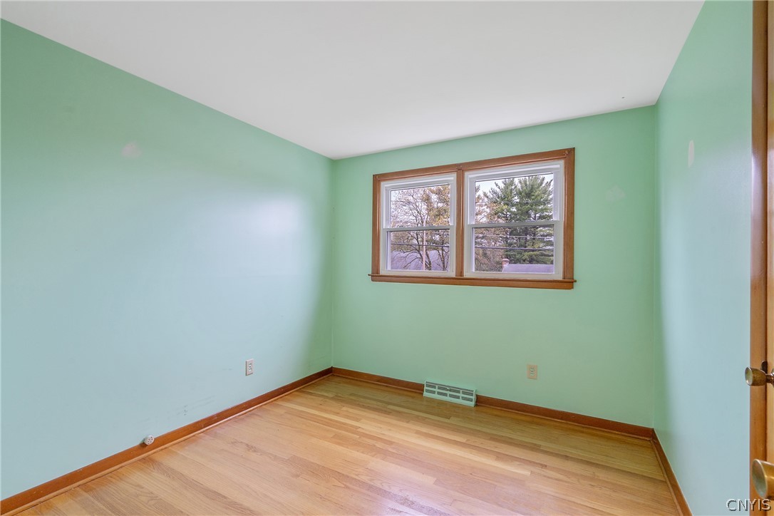 138 Bennett Road Camillus, NY 13031 - Photo 20 of 45