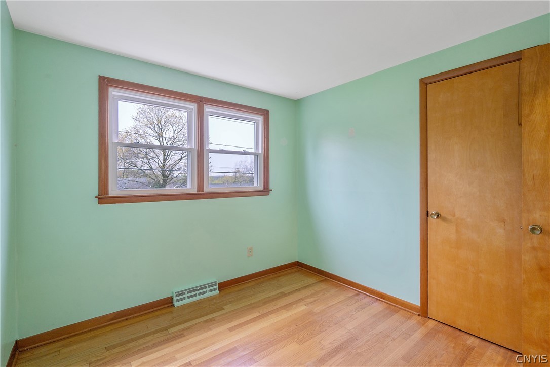 138 Bennett Road Camillus, NY 13031 - Photo 21 of 45