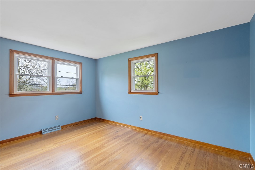 138 Bennett Road Camillus, NY 13031 - Photo 22 of 45