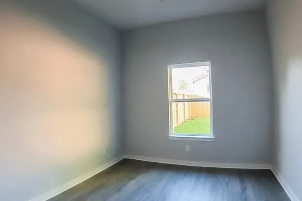 $1,999 | 2830 Mansfield Street, Houston, TX 77091