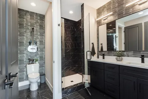 $1,325,000 | 1019 Rev Dr Enoch Jones Boulevard, Nashville, TN 37208