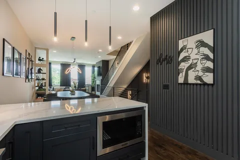 $1,325,000 | 1019 Rev Dr Enoch Jones Boulevard, Nashville, TN 37208