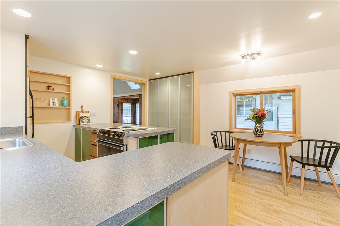 23 Madison Terrace Irondequoit, NY 14617 - Photo 11 of 28