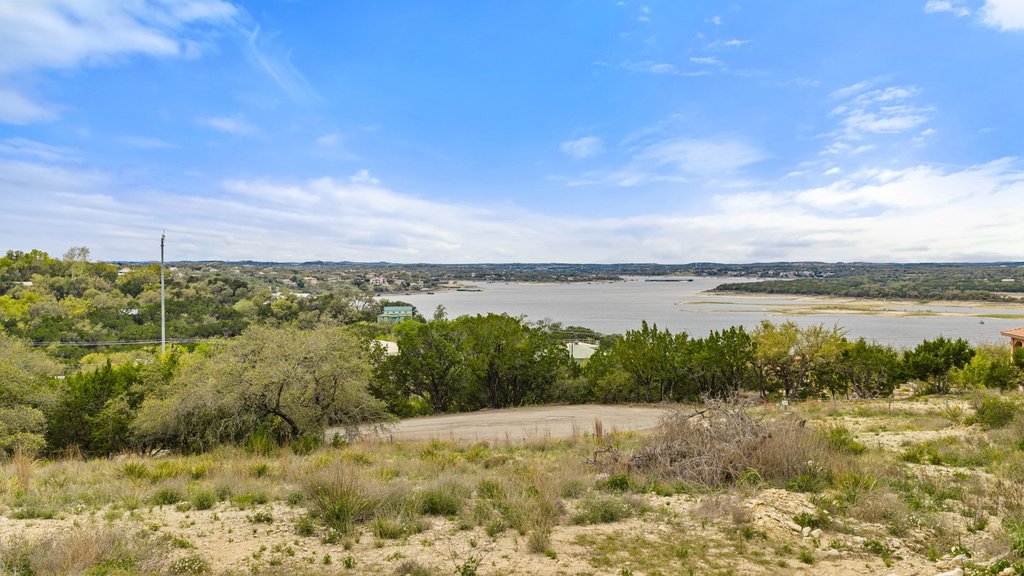 4000 Tejon Circle Austin, TX 78734 - Photo 10 of 13