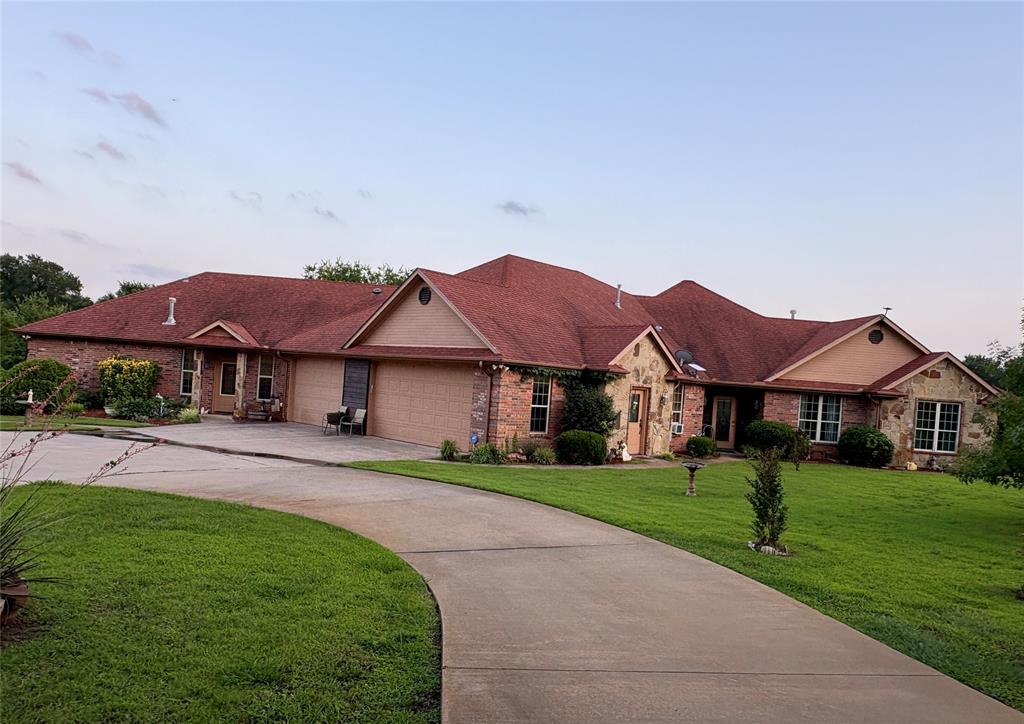 3084 Hagerman Road Pottsboro, TX 75076 - Photo 1 of 40