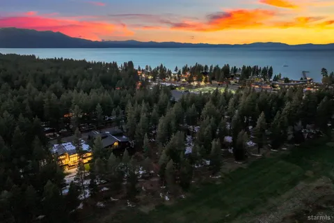 a view of outdoor space and city view