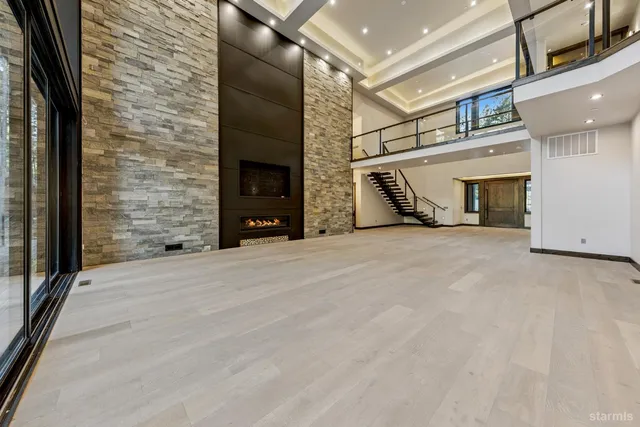 $6,488,000 | 1101 Johnson Boulevard, South Lake Tahoe, CA 96150
