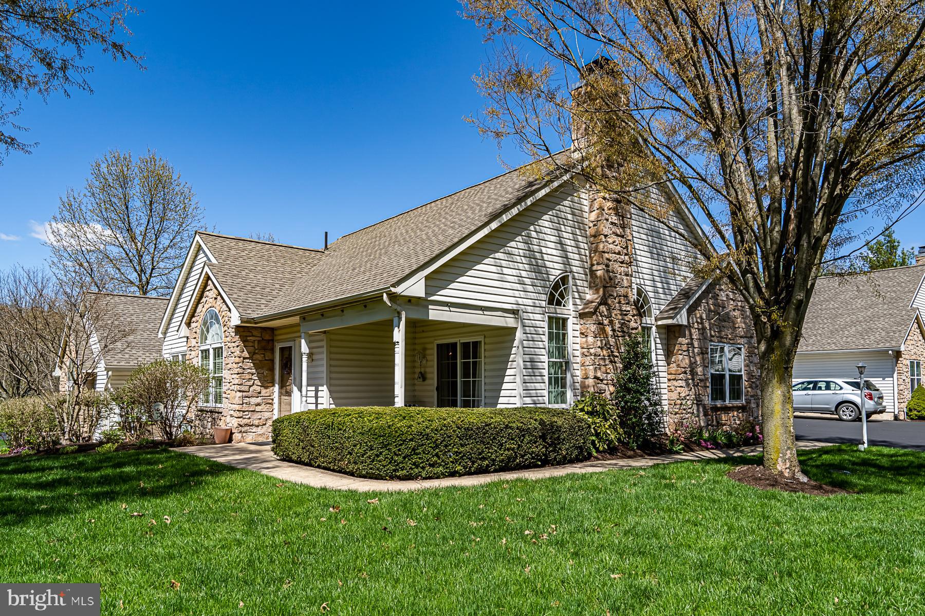 135 Lion's Gate Circle Souderton, PA 18964 - Photo 1 of 29