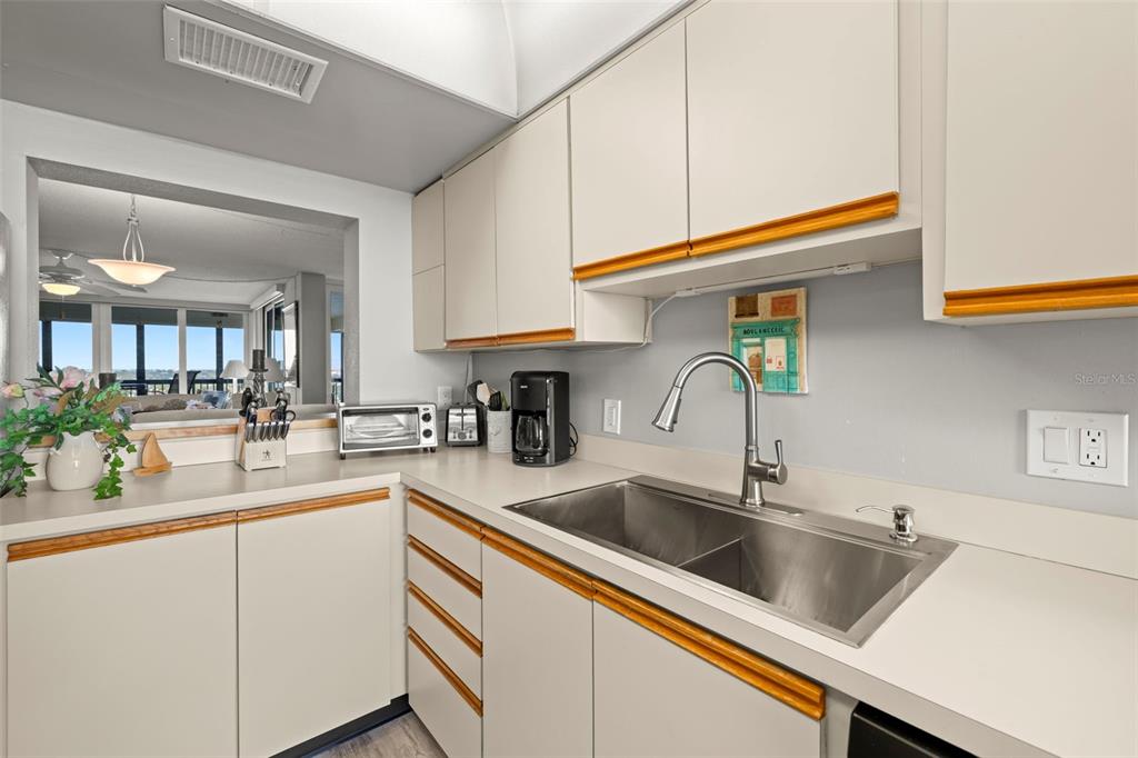 9415 Blind Pass Road, Unit 1006 St. Pete Beach, FL 33706 - Photo 25 of 45