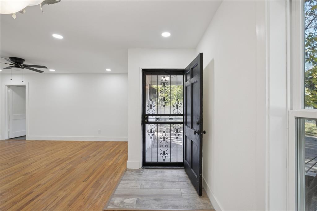 1626 Crest Ridge Drive Dallas, TX 75228 - Photo 6 of 33