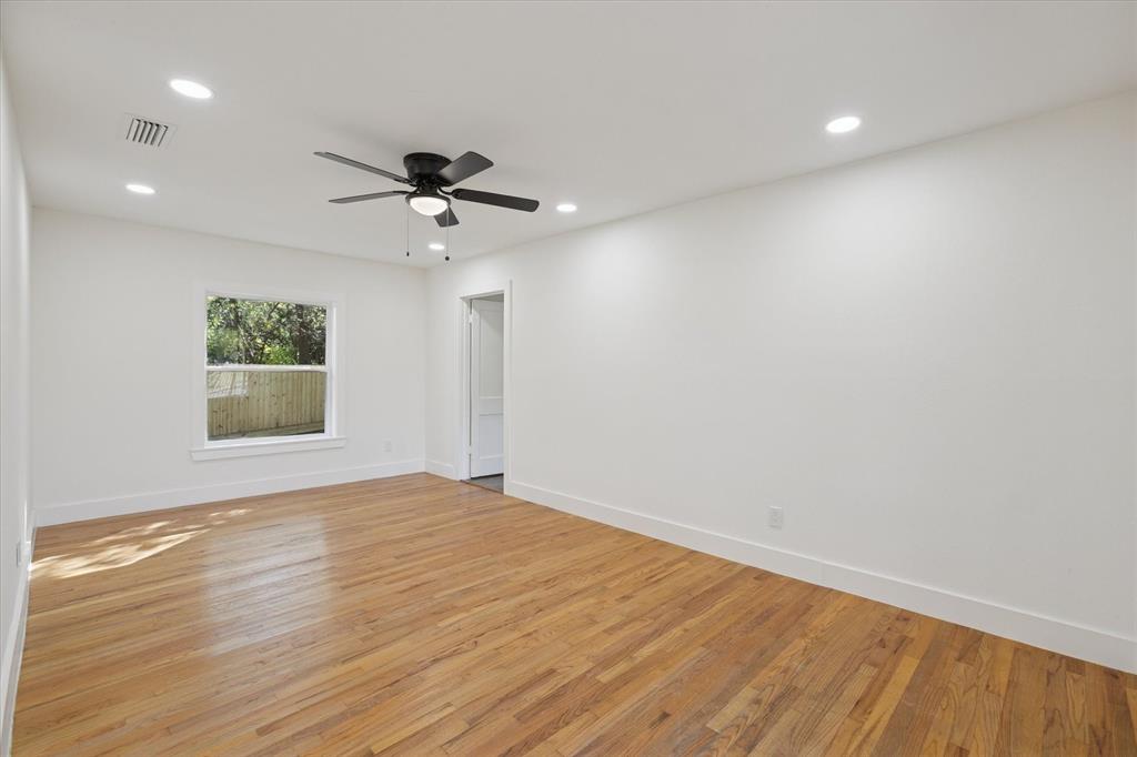 1626 Crest Ridge Drive Dallas, TX 75228 - Photo 9 of 33