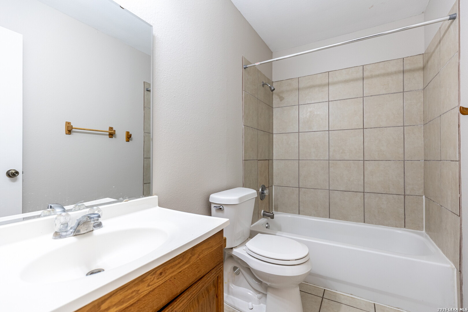 8818 Pensive Drive Converse, TX 78109 - Photo 17 of 32