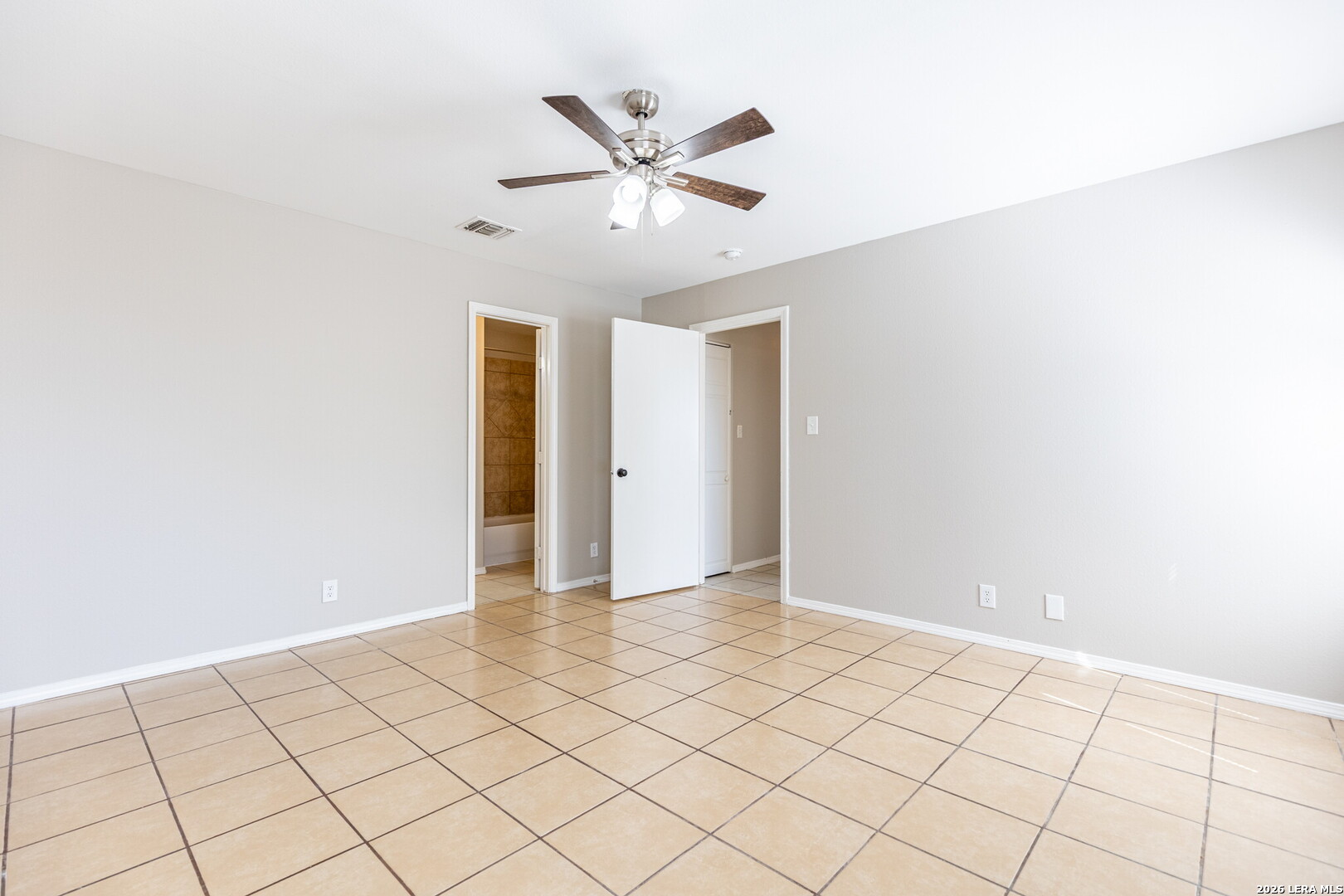 8818 Pensive Drive Converse, TX 78109 - Photo 22 of 32