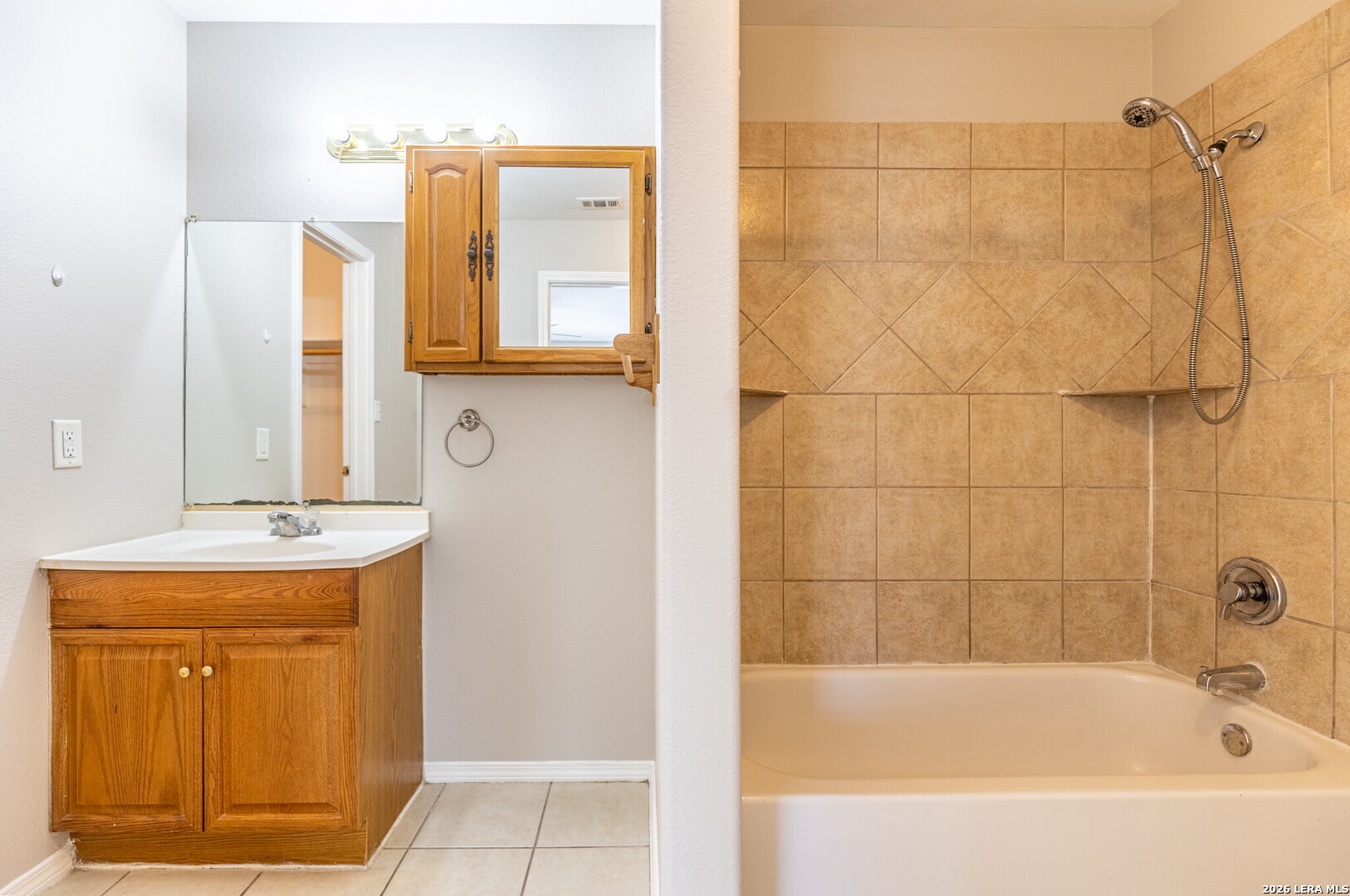 8818 Pensive Drive Converse, TX 78109 - Photo 23 of 32