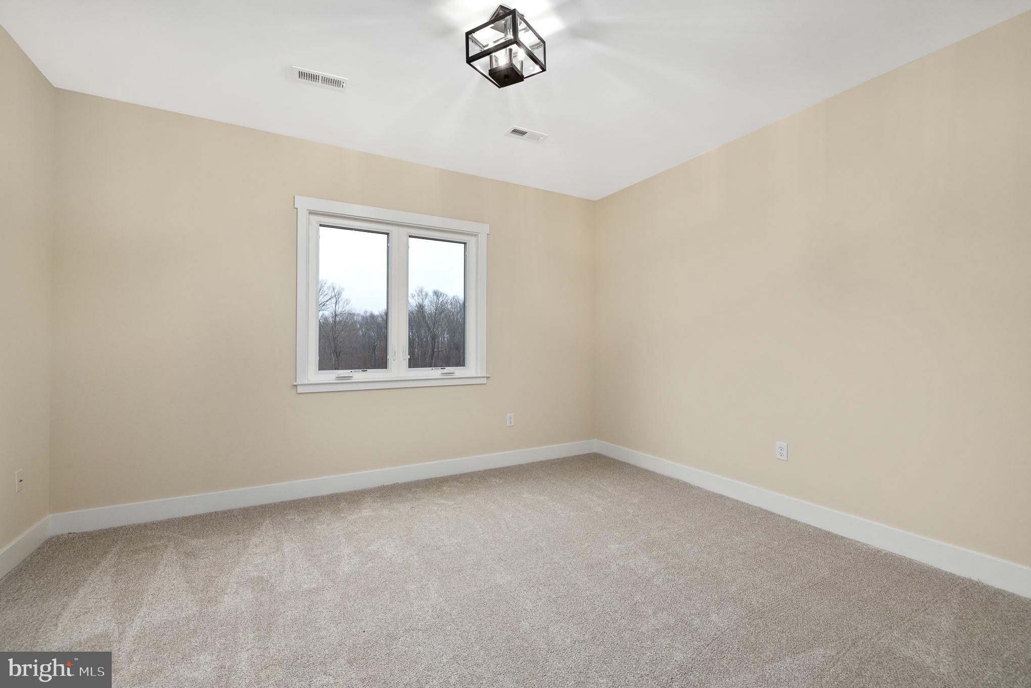 29332 Old Rhoadesville, VA 22542 - Photo 24 of 40 Spacious bedrooms with upgraded argon gas windows.