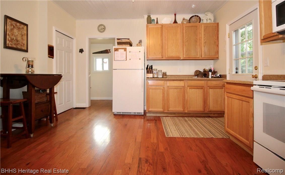10975 West Allen Road Fowlerville, MI 48836 - Photo 7 of 31 Kitchen