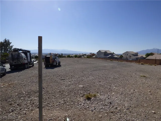 $1,199,000 | 2085 North Hollywood Boulevard, Las Vegas, NV 89156