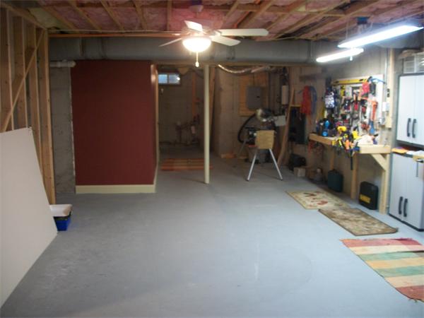 8 Sauta Farm Way, Unit 8 Hudson, MA 01749 - Photo 25 of 30 a view of a room with gym equipment