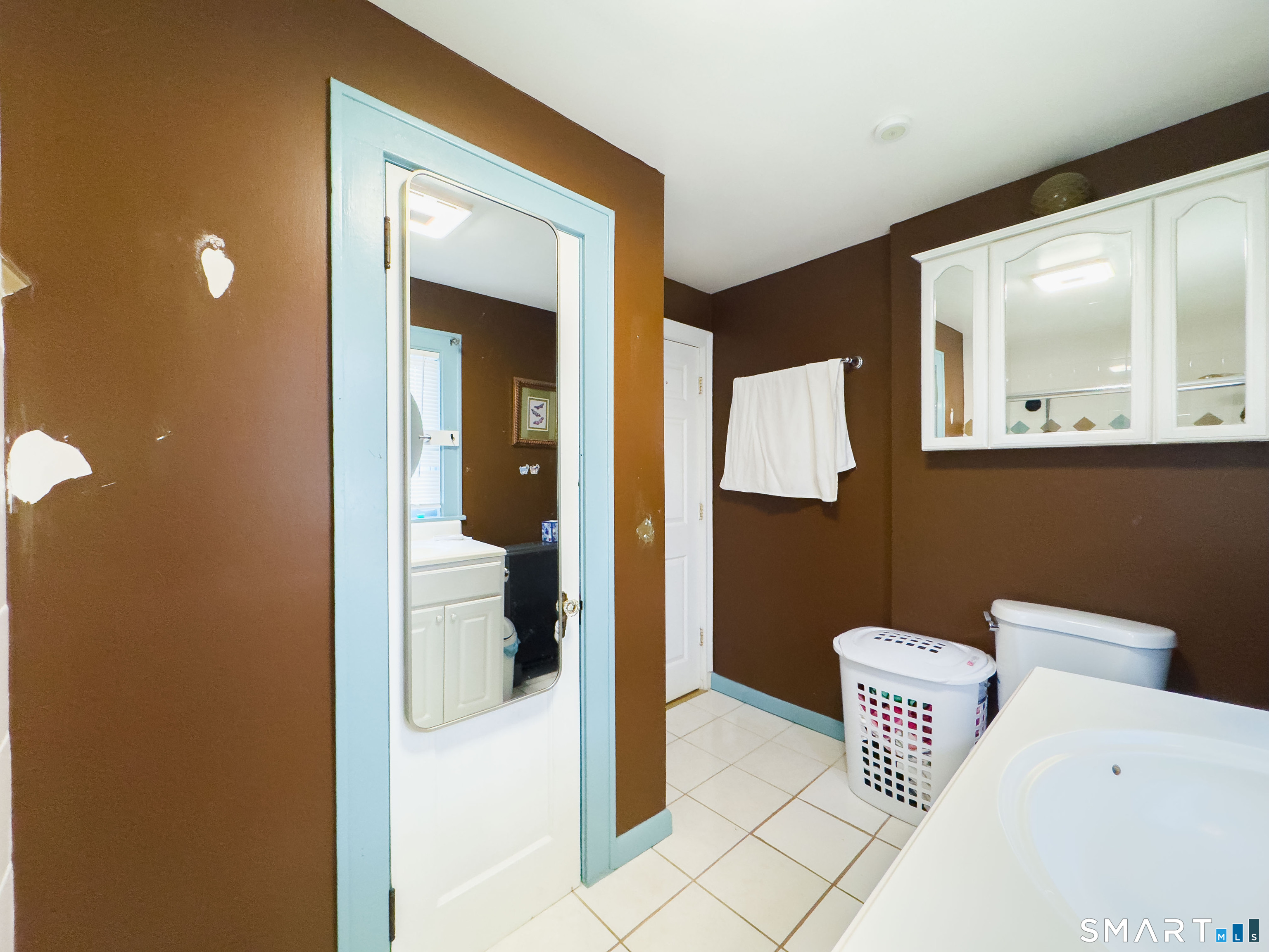 19 Golden Hill Road Danbury, CT 06811 - Photo 13 of 35