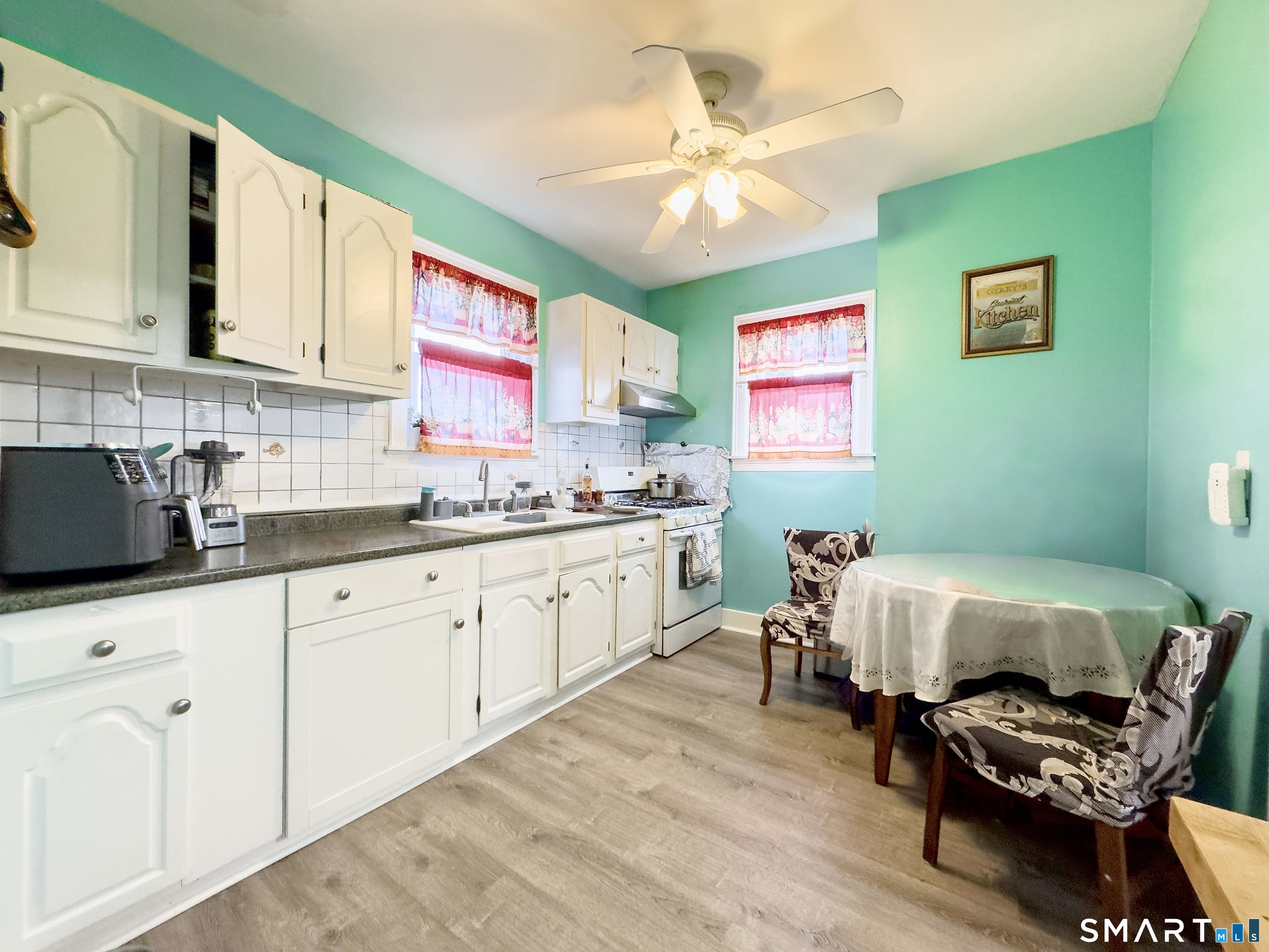 19 Golden Hill Road Danbury, CT 06811 - Photo 9 of 35