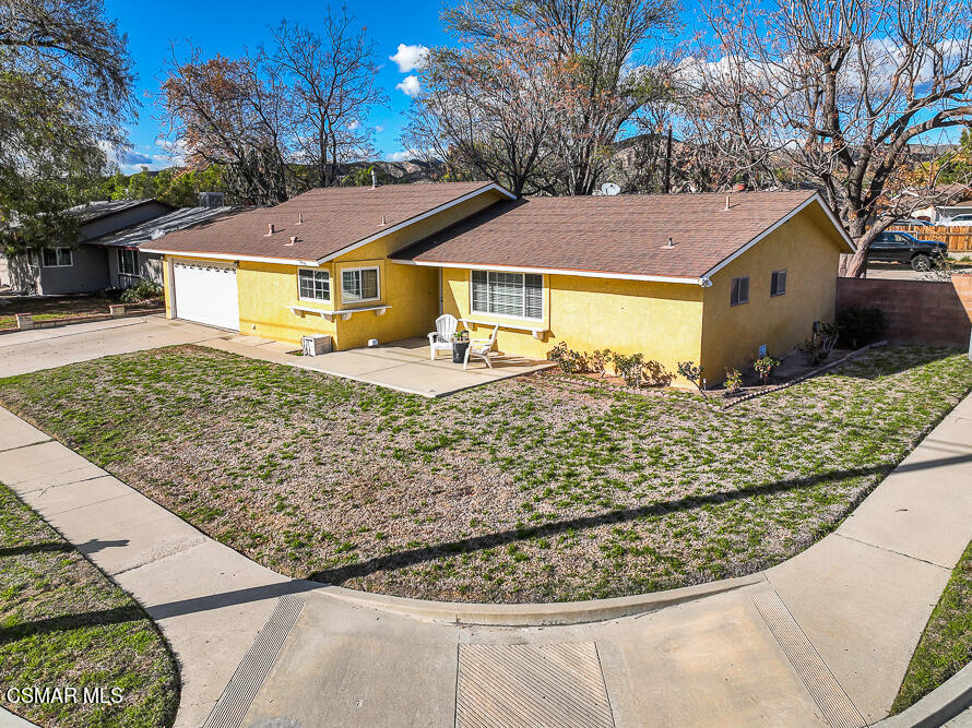 3853 Avenida Simi Simi Valley, CA 93063 - Photo 35 of 38 3853 Avenida Simi-35