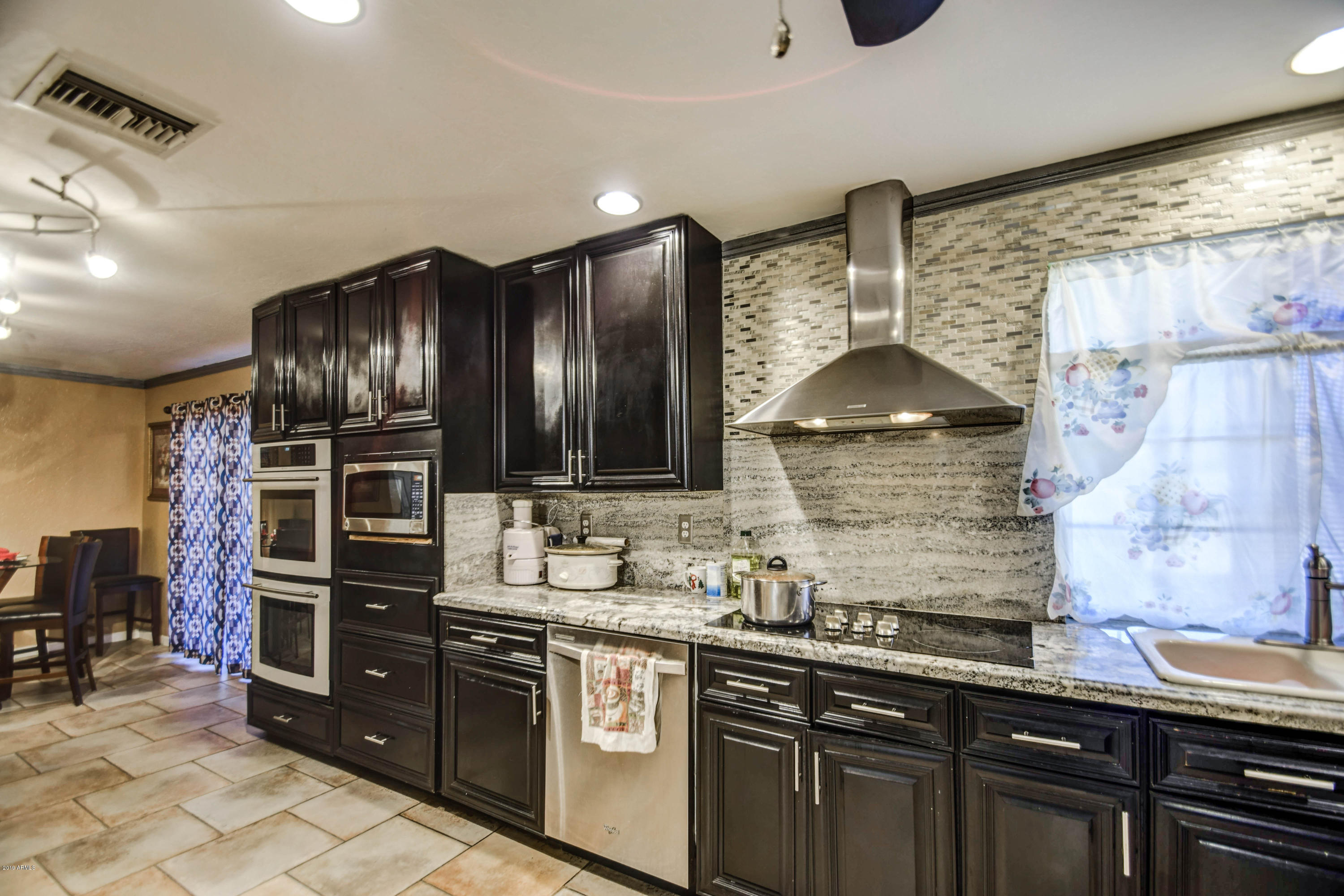6618 West Baseline Road Laveen, AZ 85339 - Photo 20 of 49 kitchen 6