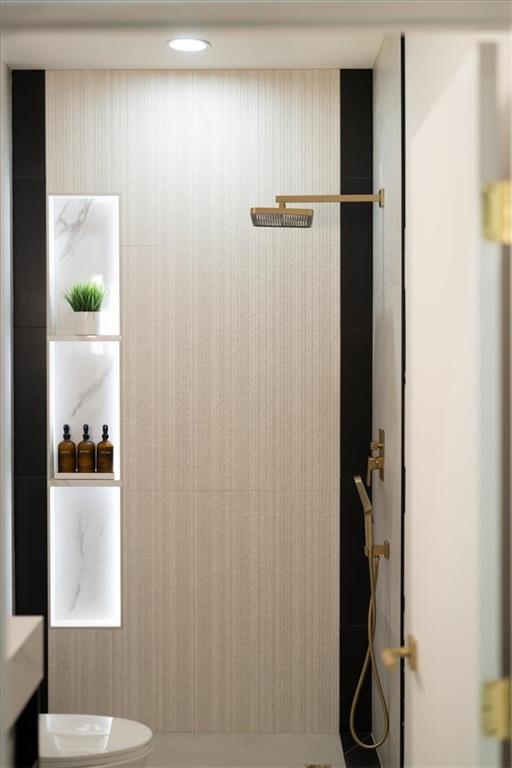 172 Racine Street Southwest Atlanta, GA 30314 - Photo 24 of 32 a bathroom with a sink and a toilet