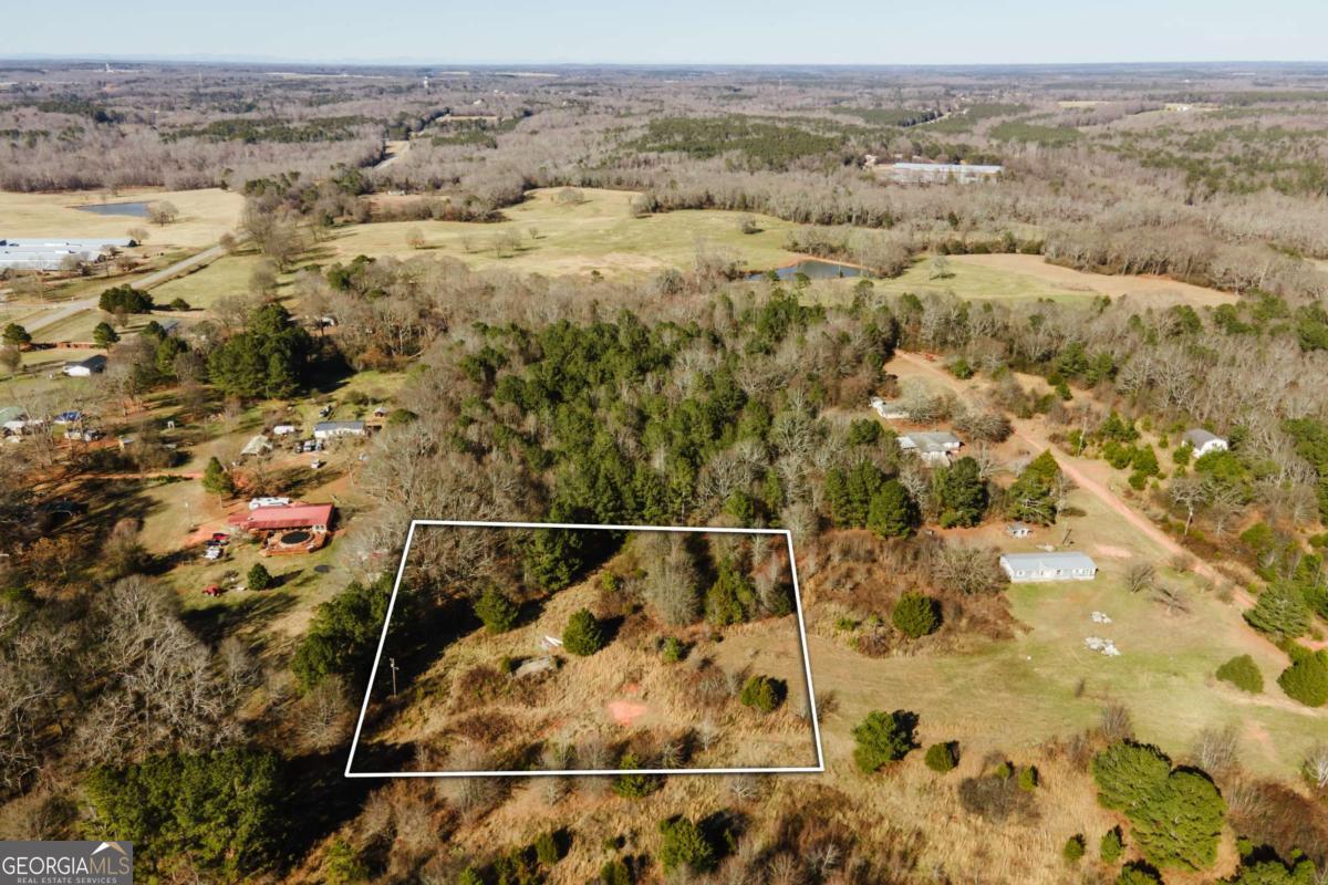 15 Shady Oaks Comer, GA 30629 - Photo 2 of 10