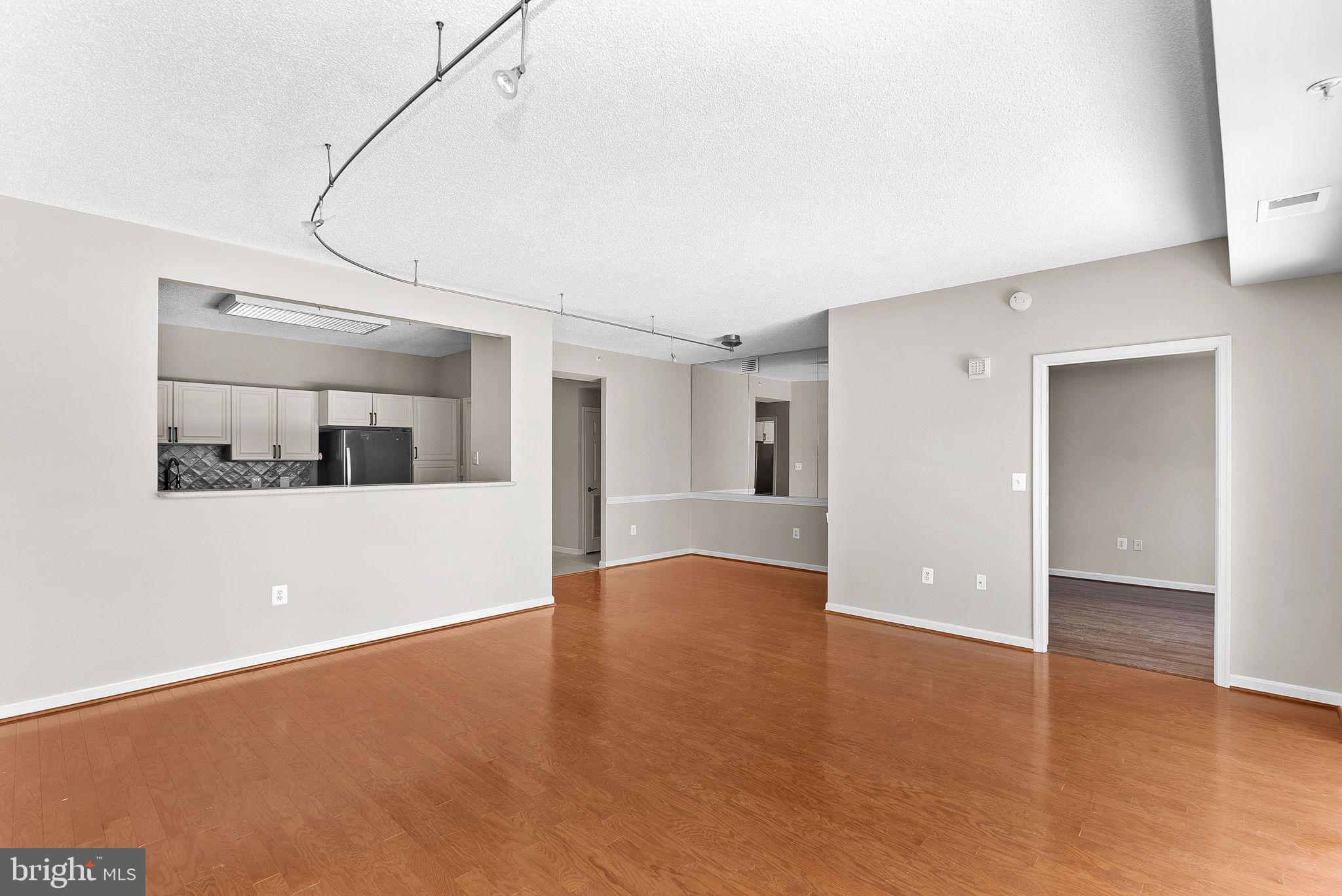 19375 Cypress Ridge Terrace, Unit 322 Leesburg, VA 20176 - Photo 5 of 52