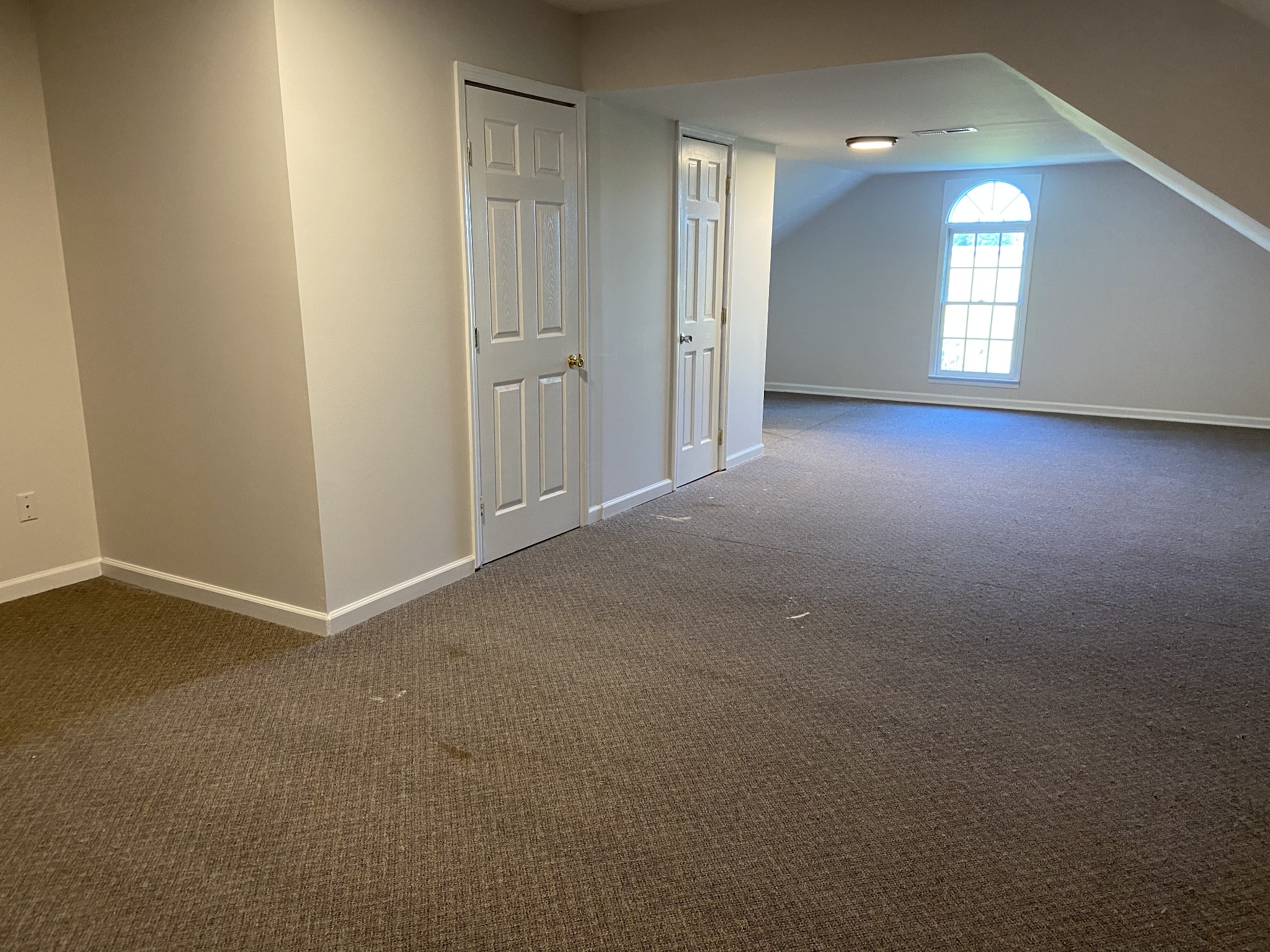 1370 Shelly Road Decherd, TN 37324 - Photo 40 of 44 a view of empty room with window