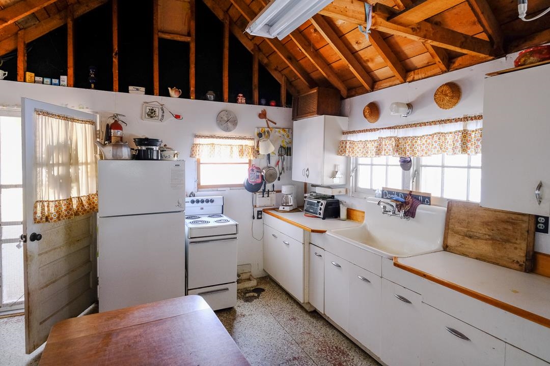 1414 Vermont Rte 100 Ludlow, VT 05149 - Photo 23 of 38