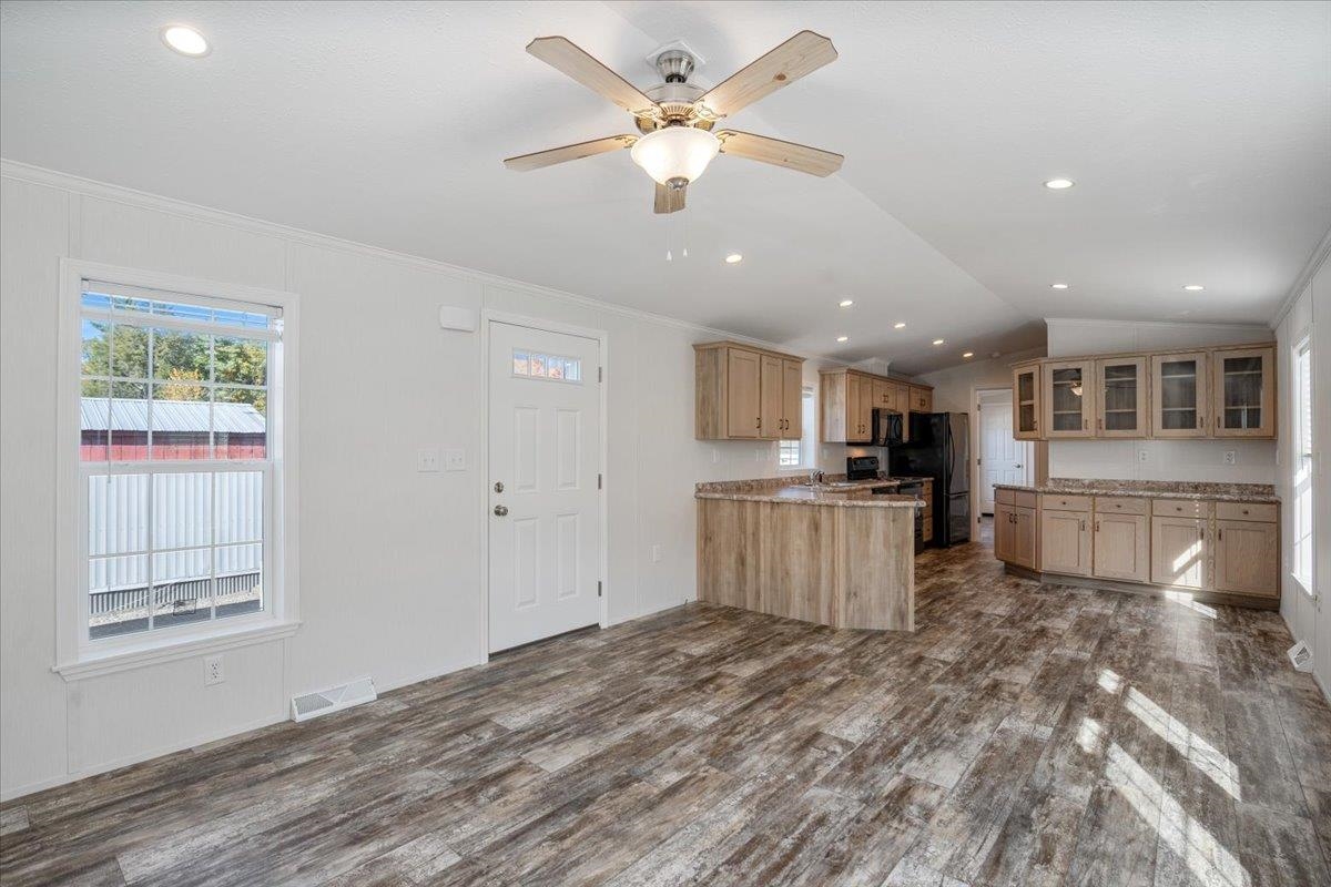 843 High Street, Unit 13A Candia, NH 03034 - Photo 8 of 22