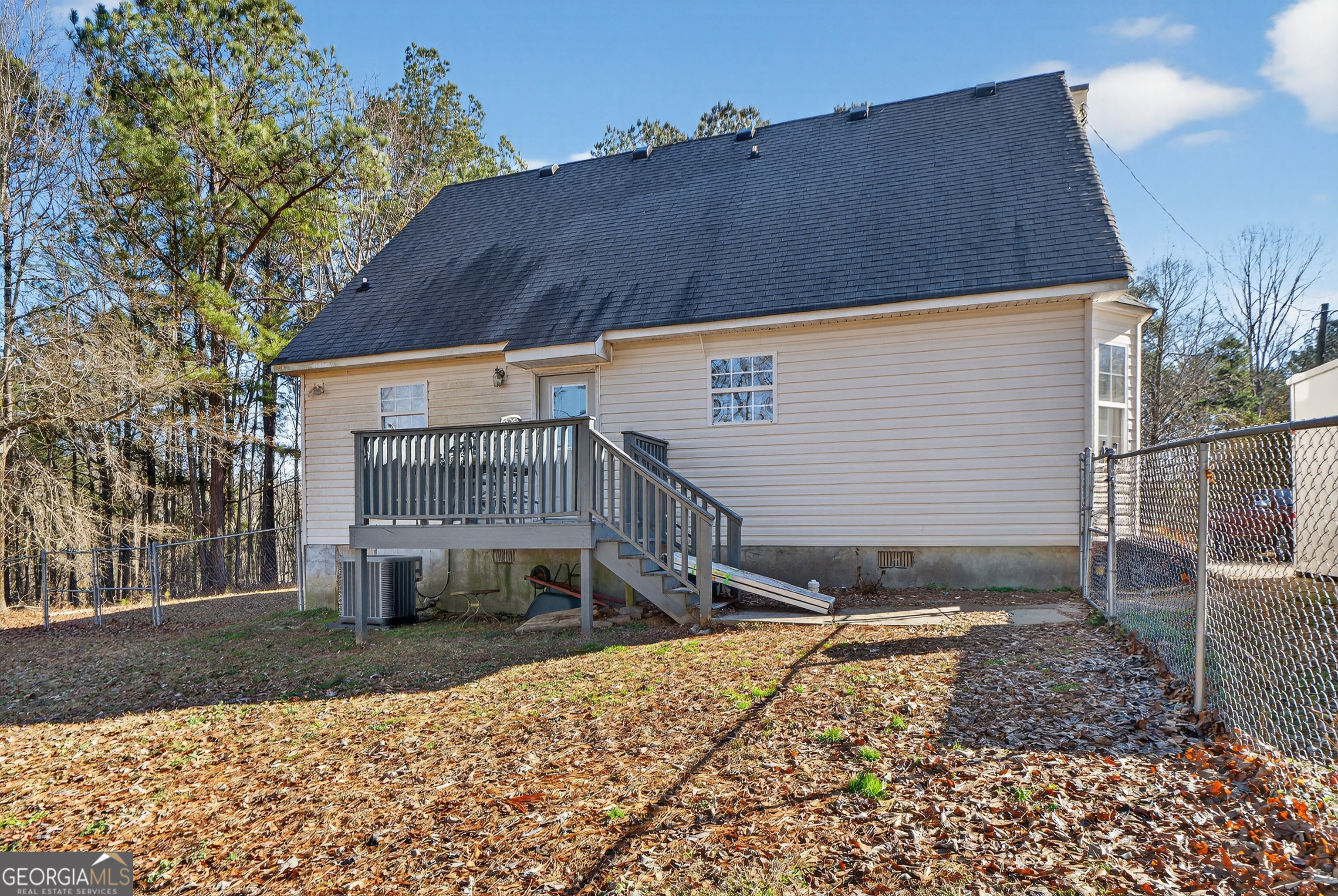 261 Henry Higgins Road Jackson, GA 30233 - Photo 30 of 37