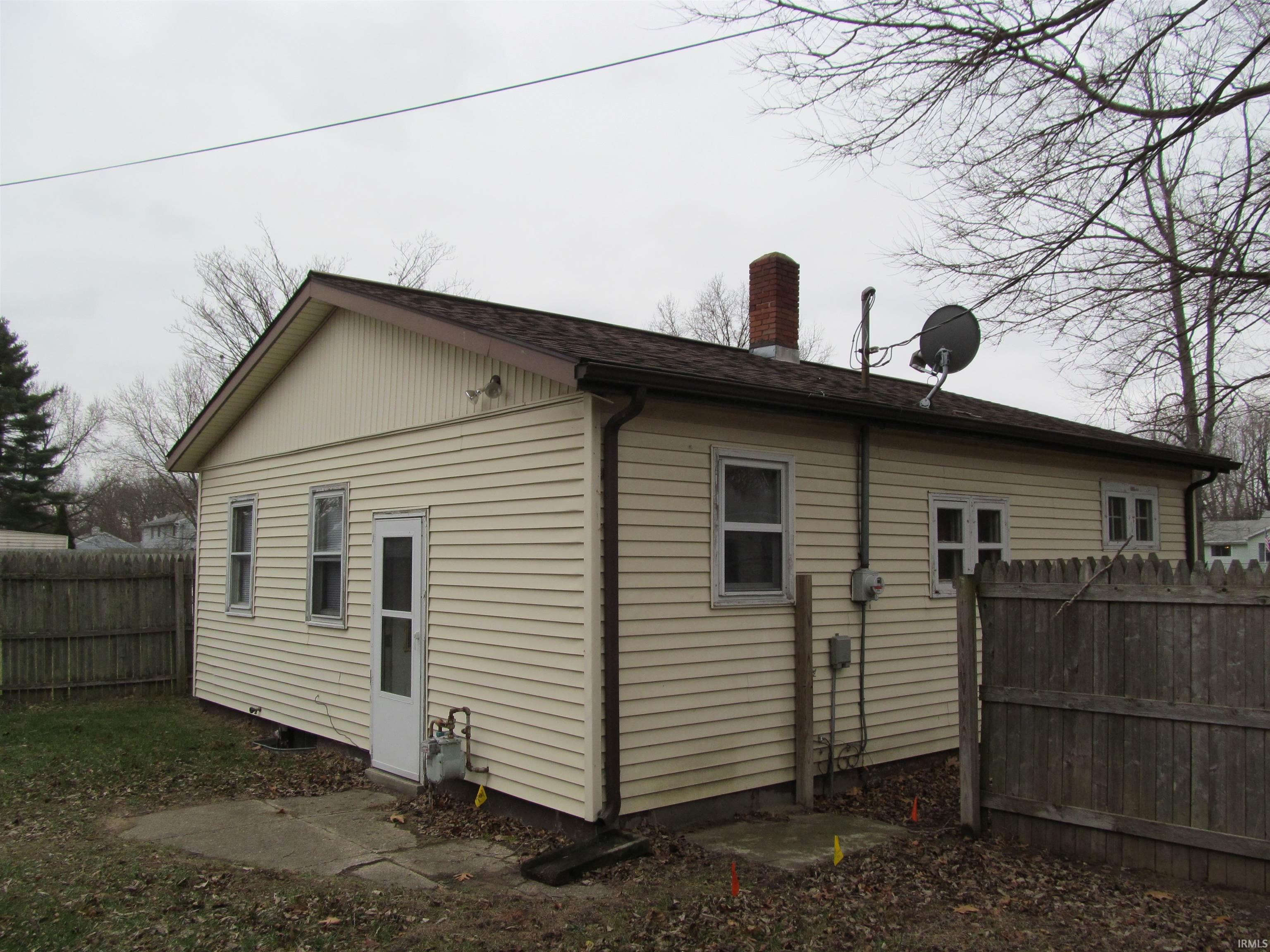 56354 Butternut Road South Bend, IN 46619 - Photo 8 of 9