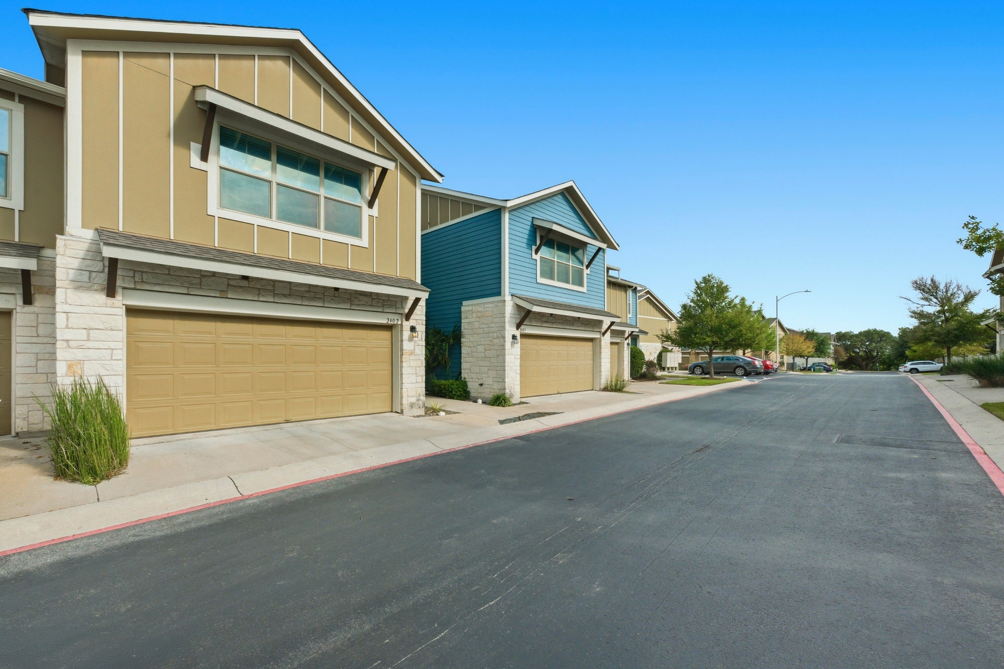 516 East Slaughter Lane, Unit 2402 Austin, TX 78744 - Photo 2 of 27
