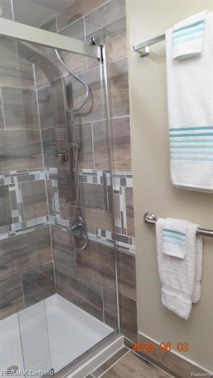1675 Huntington Park, Unit E Rochester Hills, MI 48309 - Photo 30 of 33